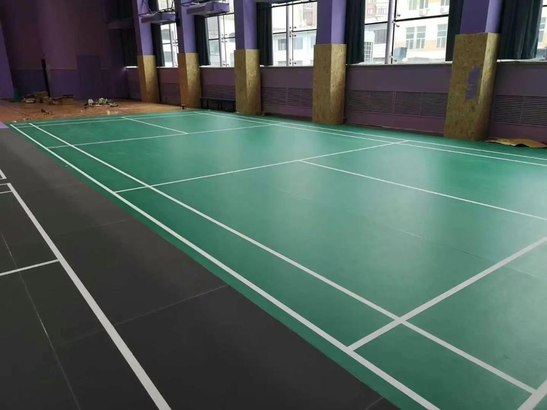 塑膠地板施工 打造專業(yè)羽毛球運動地膠場地的關鍵